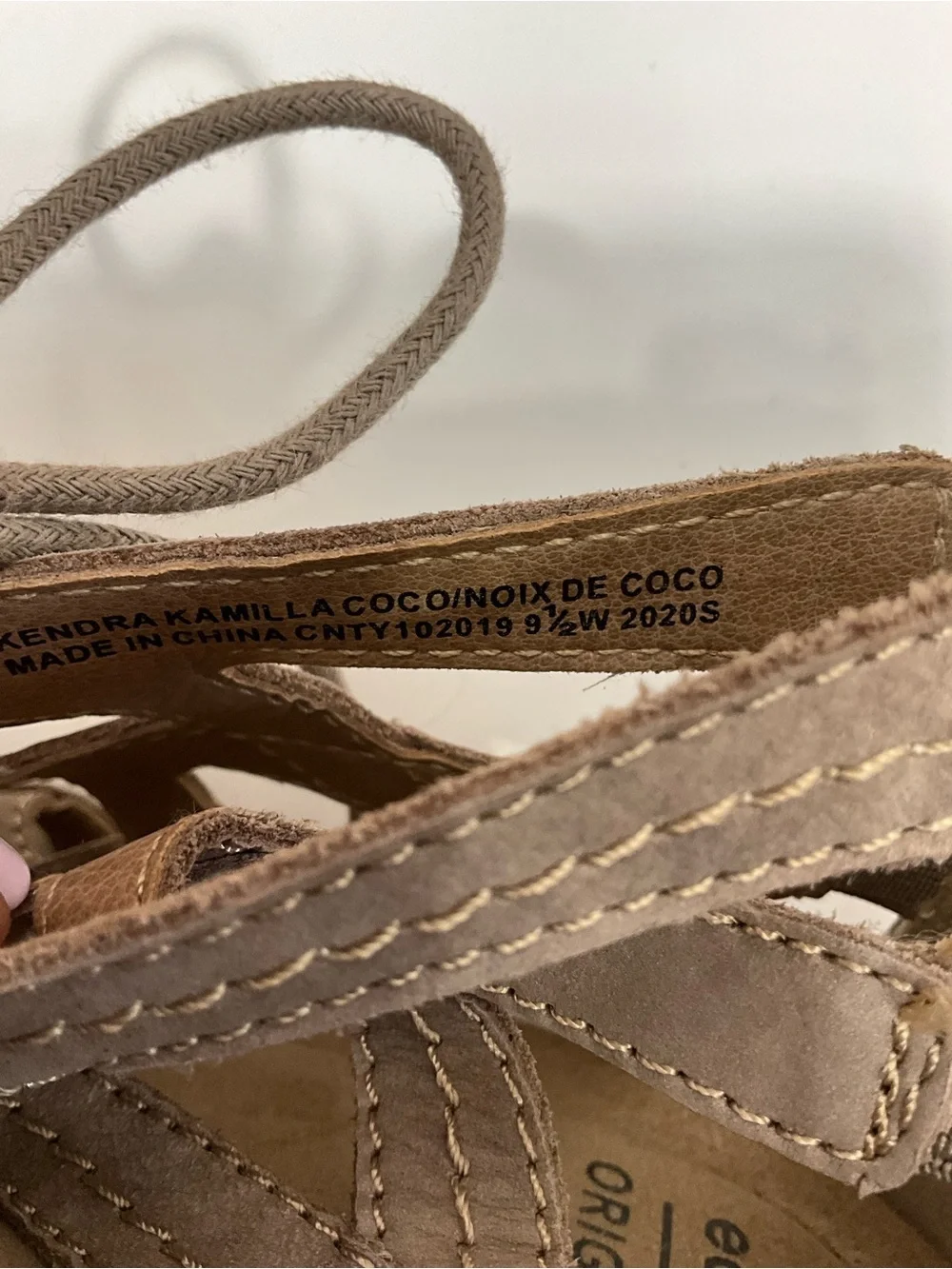 EARTH ORIGINS Kendra Taupe Lace Up Cutout Cork Wedge Sandals 9.5W